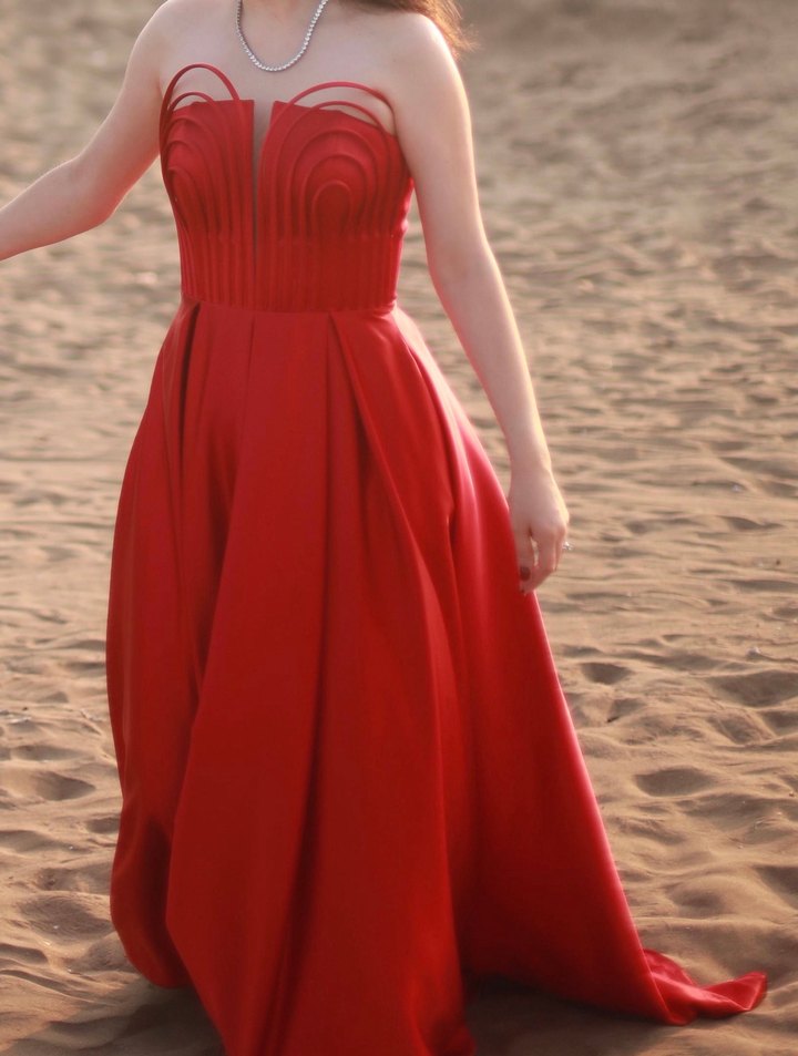 Kırmızı Uzun Pilili Abiye Elbise - Görsel 2