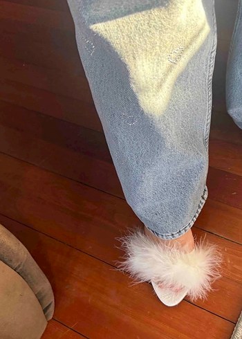 Beyaz Tüylü Stiletto Topuklu Kadın Terlik - 0 Ürün - Görsel 4