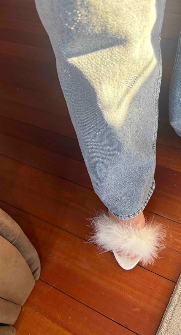 Beyaz Tüylü Stiletto Topuklu Kadın Terlik - 0 Ürün - Görsel 4