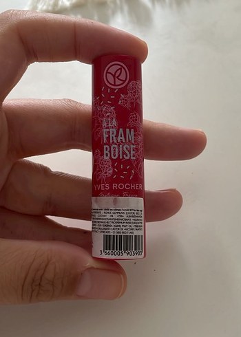 Yves Rocher Koyu Kırmızı lip balm