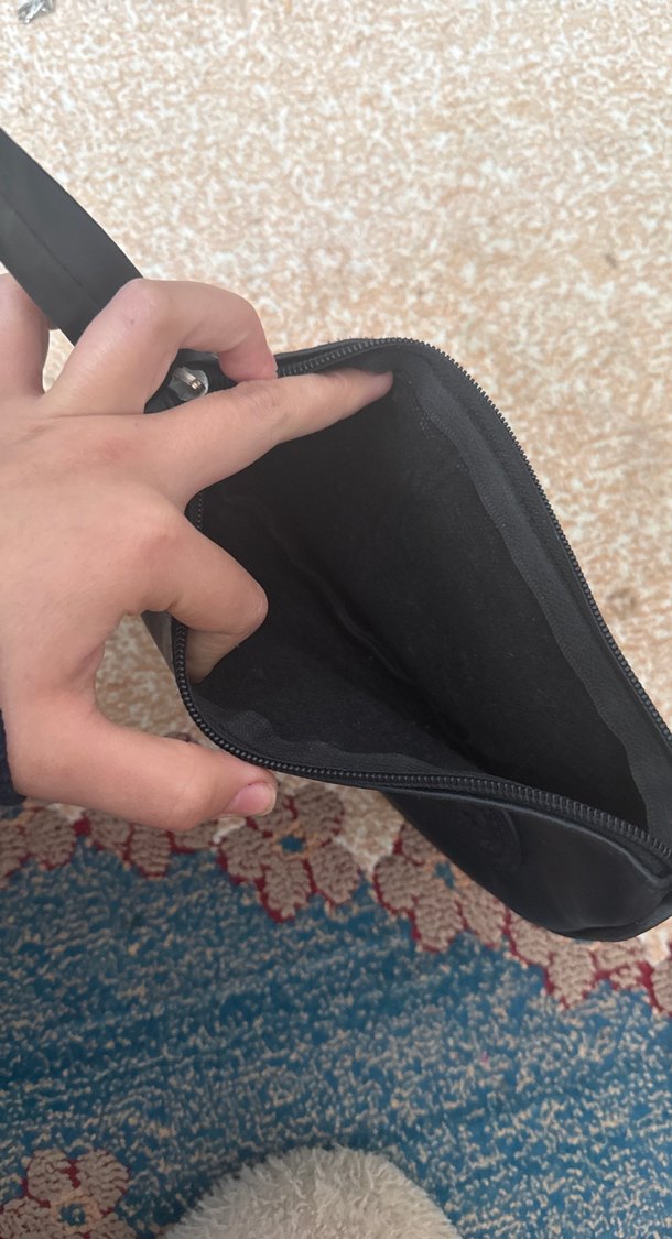 Siyah Deri Fermuarlı Minimalist Kadın Çanta - Görsel 2