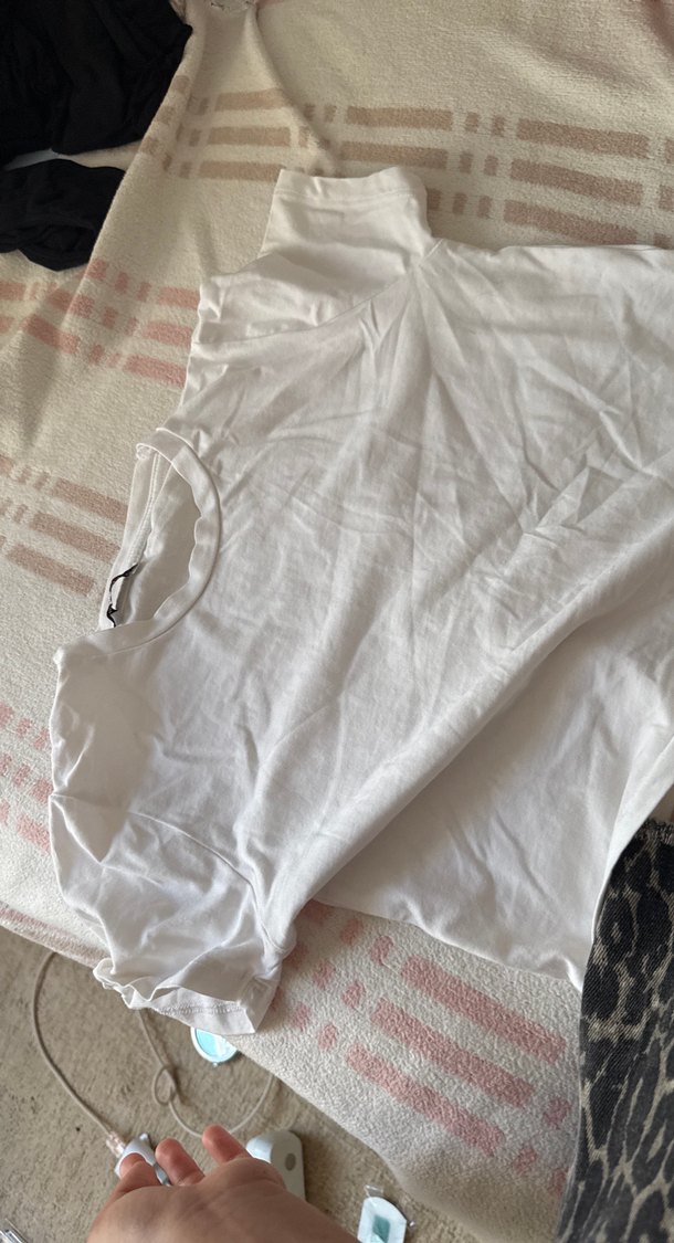 Beyaz Kısa Kollu Basic Kadın Keten Tişört - Görsel 3