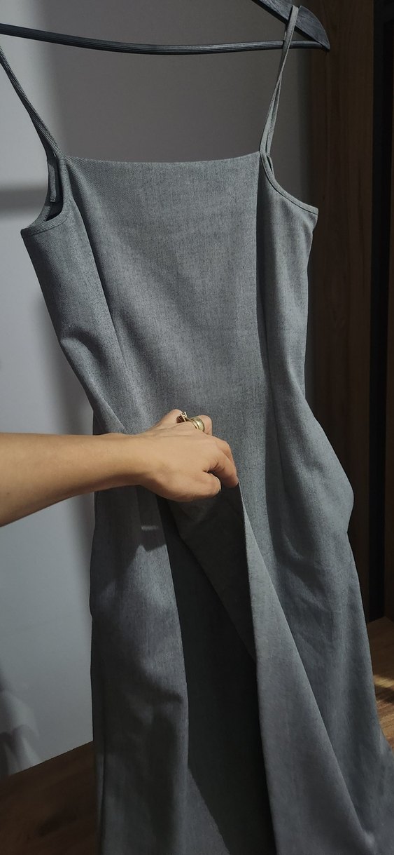 V Yakalı Gri Midi Ofis Elbisesi - Görsel 3