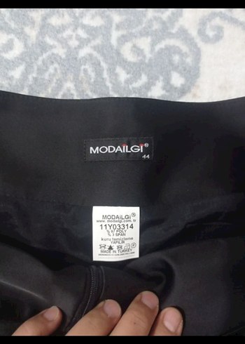 Kadın Siyah Pilili Midi Kalem Etek - Görsel 3