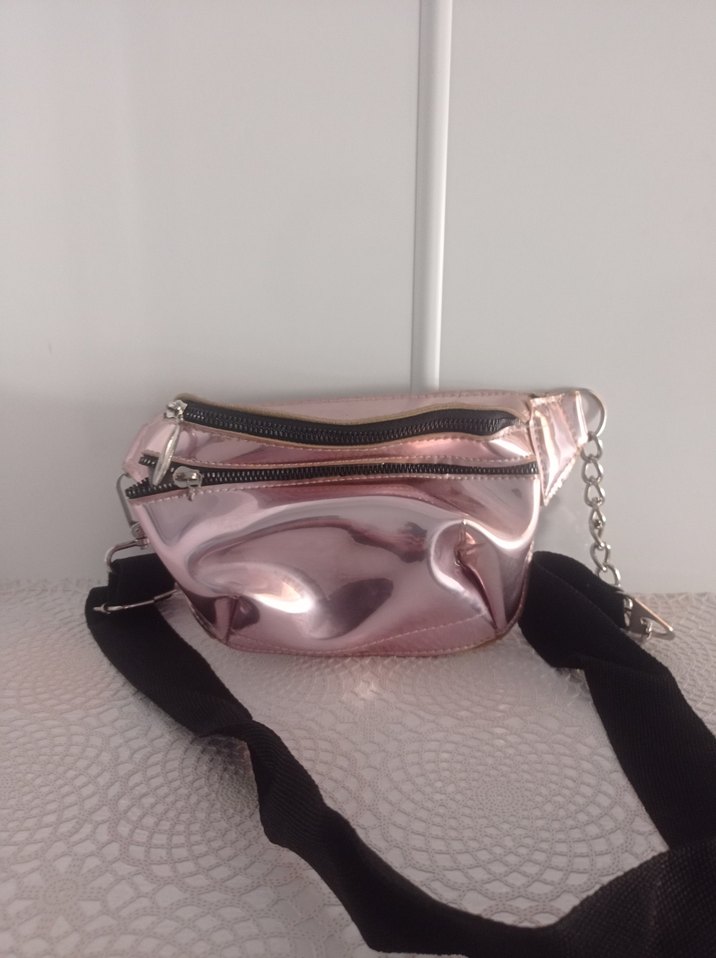 Pembe Parlak Deri Kadın Çapraz Çanta - Görsel 2