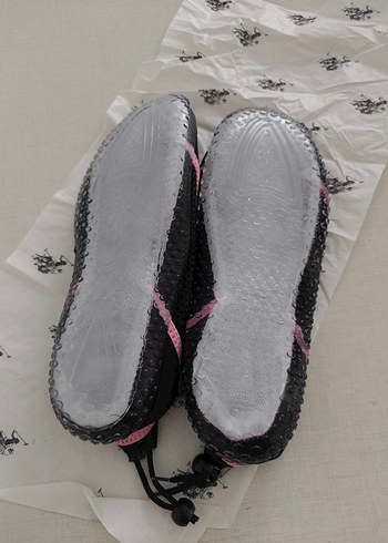 Kadın Pembe Siyah Spor Su Ayakkabısı Velcro - Görsel 3