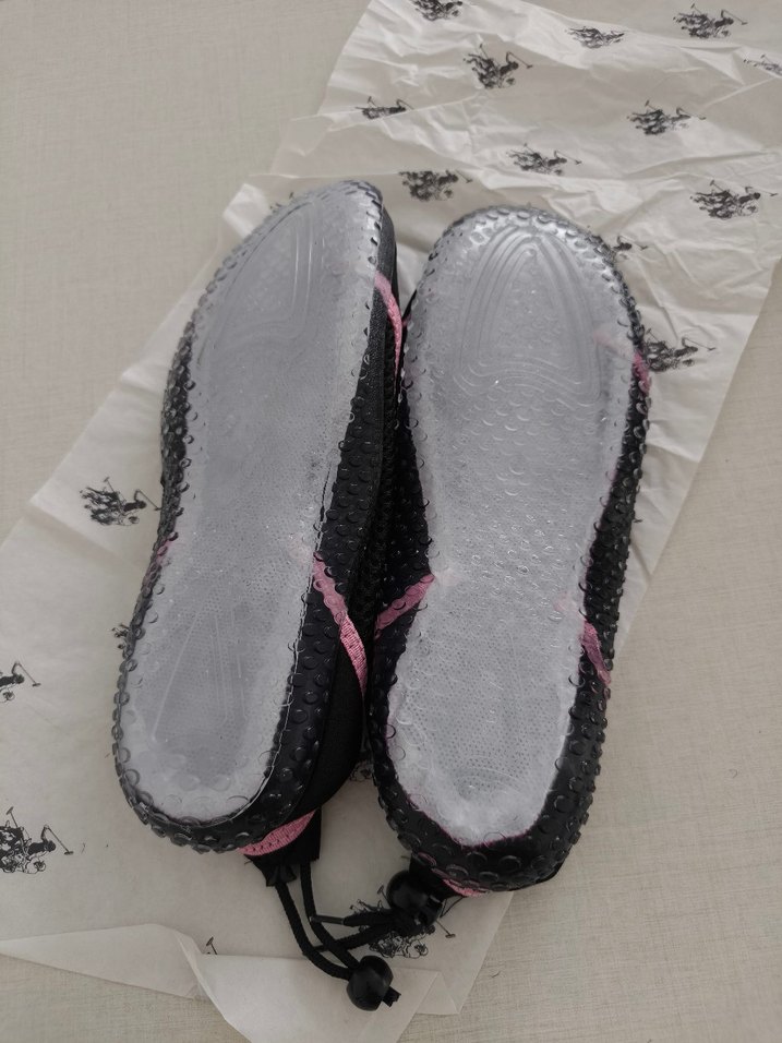 Kadın Pembe Siyah Spor Su Ayakkabısı Velcro - Görsel 3