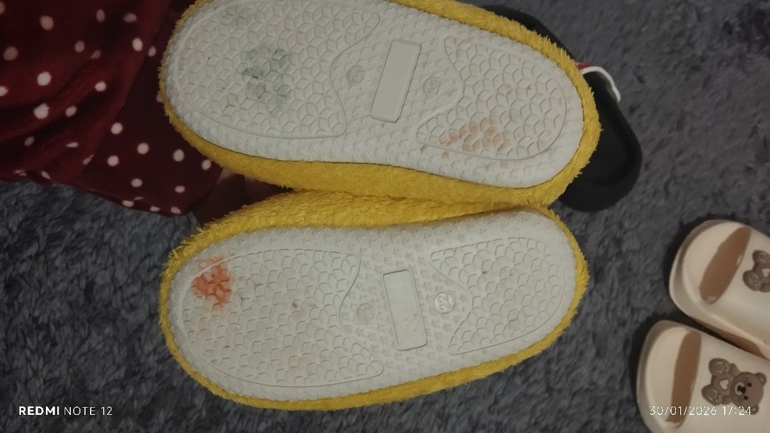 Kız Çocuk Renkli Baskılı Kaydırmaz Terlik - Görsel 3