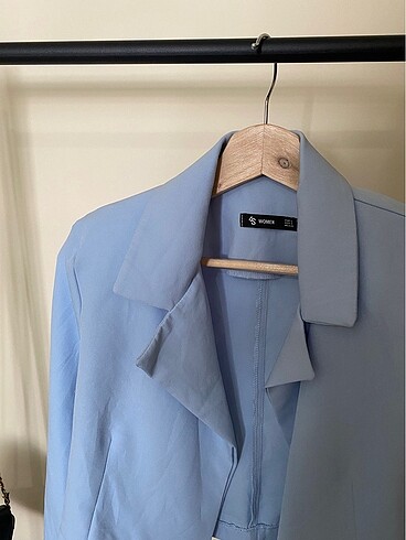 Trendyol & Milla Kısa blazer
