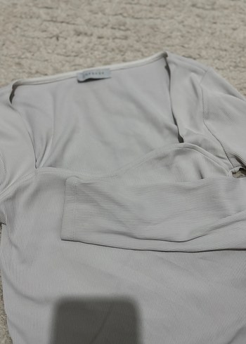 Beyaz V Yaka Uzun Kollu Kadın Bluz - Görsel 3