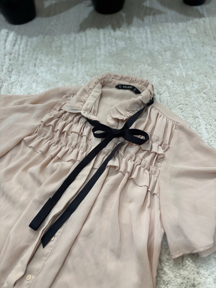 PudraKısa Kollu Fırfırlı Keten Gömlek - Görsel 3