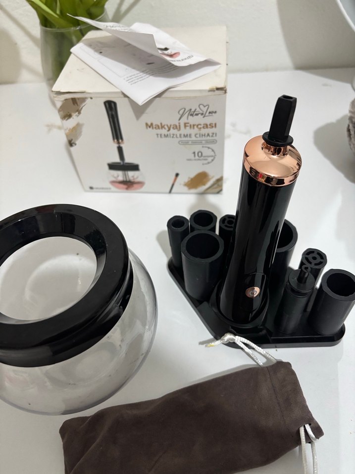 Makyaj Fırçası Temizleme Cihazı Siyah - Görsel 2