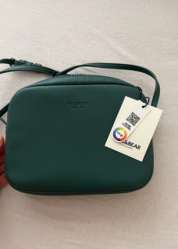 Pull and Bear Kadın Yeşil Deri Çapraz Çanta