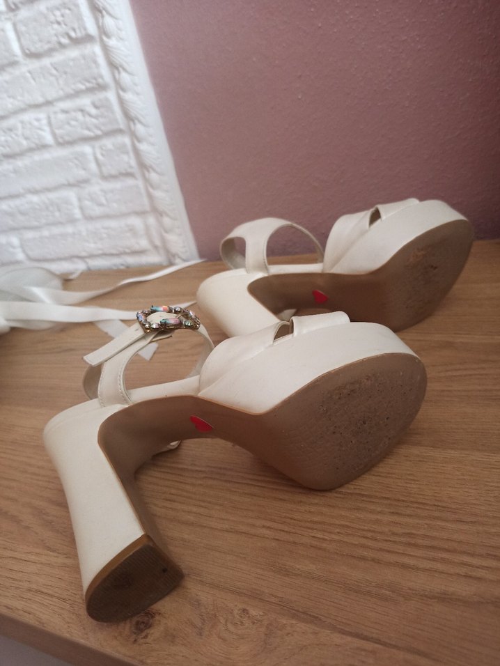 Gelin Beyaz Platform Topuklu Kadın Ayakkabı - Görsel 2