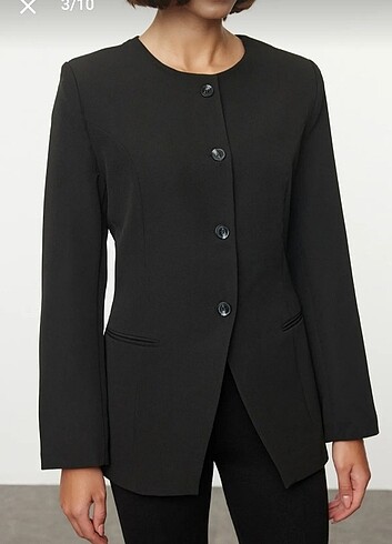 Bele oturan arkadan kemerli blazer ceket