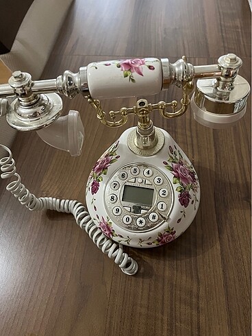 Ev telefonu dekoratif olarakta kullanılabilir