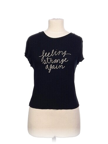 PreLoved T-shirt %70 İndirimli.