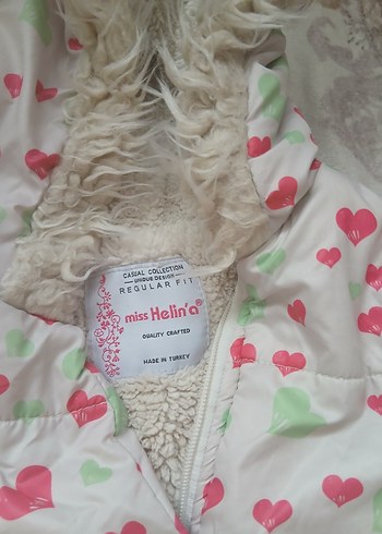 Beyaz Kapüşonlu Kız Çocuk Montu - Görsel 4