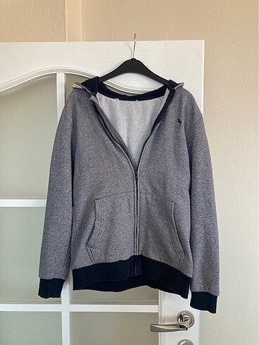 Kapşonlu sweatshirt