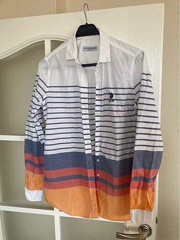 Beyaz gömlek - Görsel 2