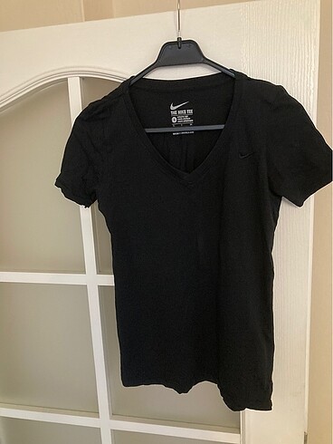 s Beden siyah Renk Nike siyah tshirt orijinal