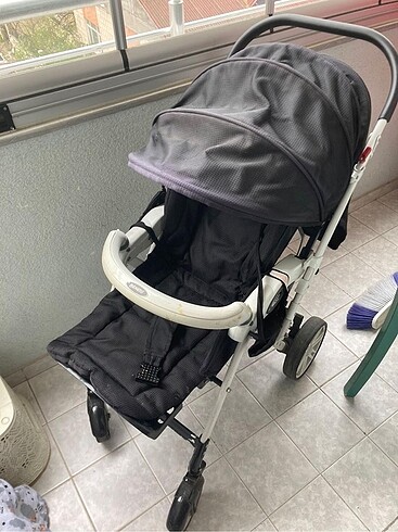 Benetton Sadece İstanbul içi elden teslim bebek arabası puset