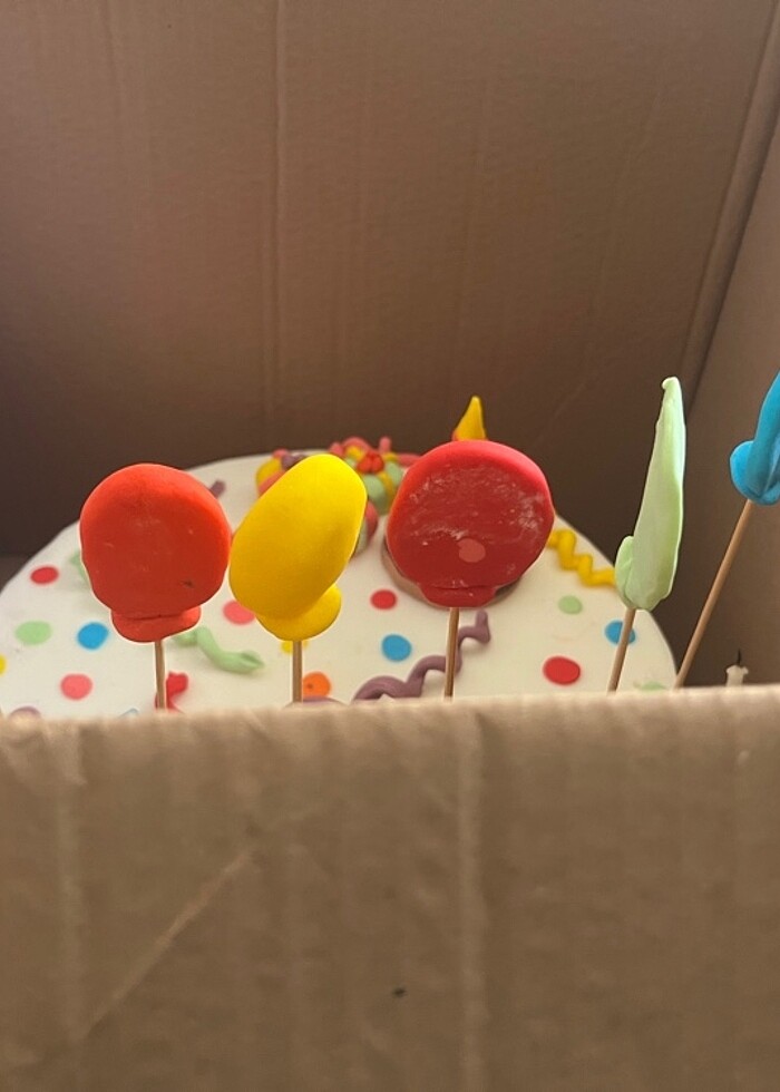 Şeker hamurundan maket pasta - Görsel 2