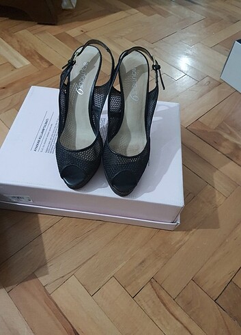 Boutique 9 Topuklu sandalet file ayakkabı