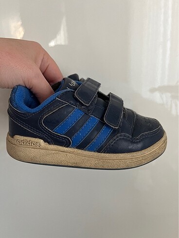 Adidas adidas 24 numara ayakkabı