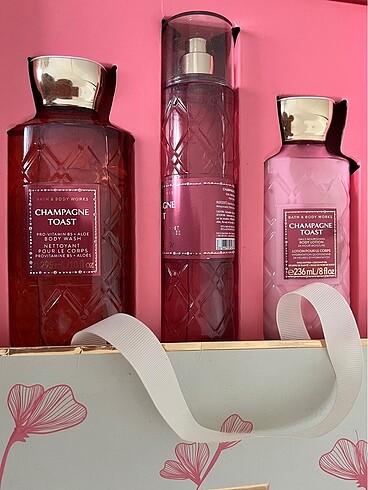 Beden BBW Champagne Toast set