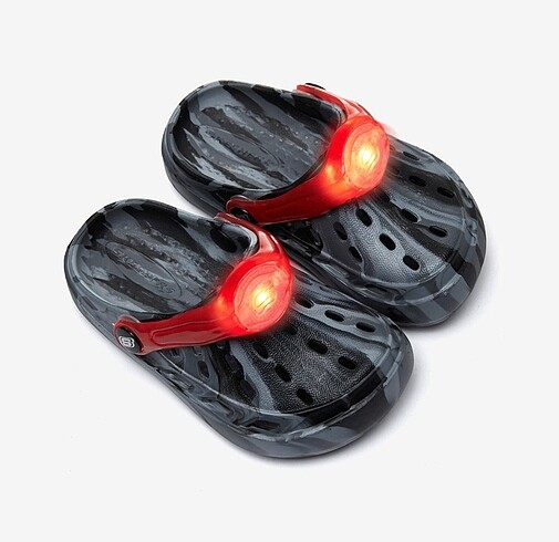 Skechers skechers 25 numara