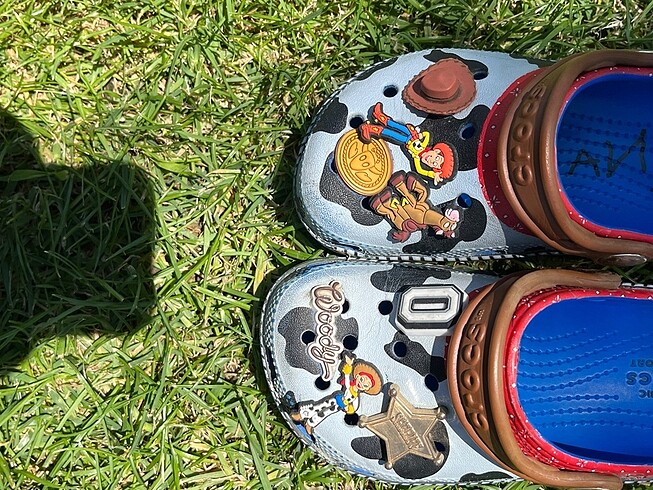 27 Beden 27 numara crocs