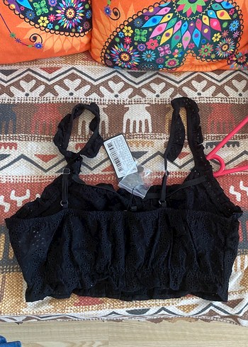 Düğmeli Siyah Nakışlı Mini Büstiyer - Görsel 4