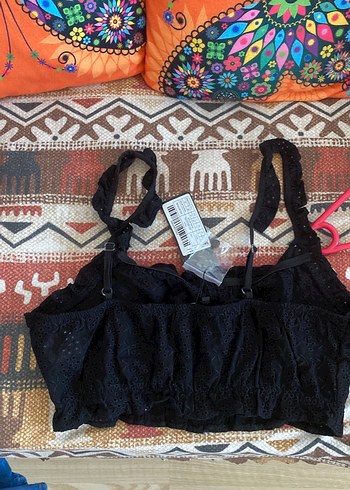 Düğmeli Siyah Nakışlı Mini Büstiyer - Görsel 3