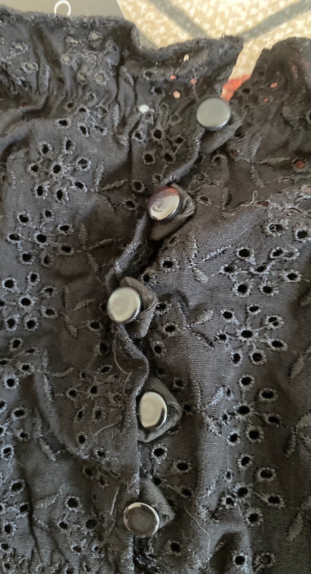 Düğmeli Siyah Nakışlı Mini Büstiyer - Görsel 2