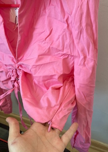 Pembe V Yaka Bağcıklı Mini Gömlek - Görsel 2