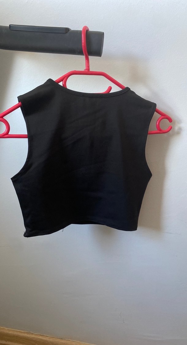 Siyah Straplez Kısa Crop Top kalp - Görsel 4