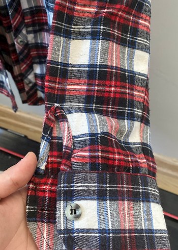 Kareli Uzun Kollu Rahat Kesim Kadın Gömlek - Görsel 4