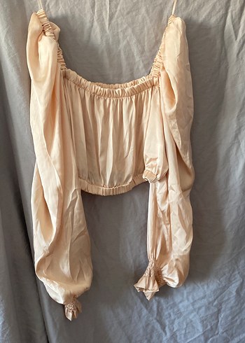 Bej Parlak saten büzgülü lastikli crop - Görsel 5