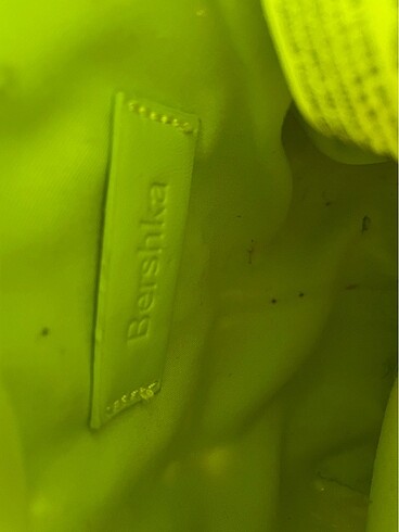 Beden Bershka hasır çanta