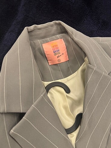 Quzu Crop blazer Quzu
