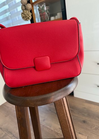 Kırmızı Deri Kadın Omuz Çantası - Görsel 3