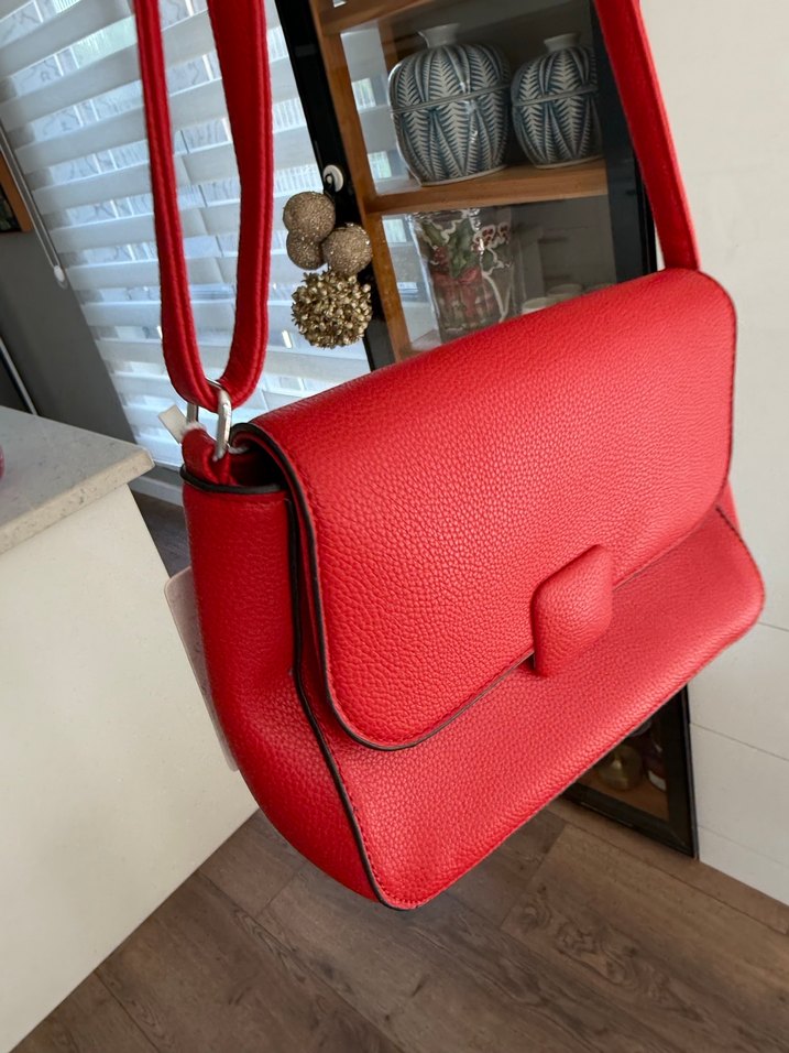 Kırmızı Deri Kadın Omuz Çantası - Görsel 5