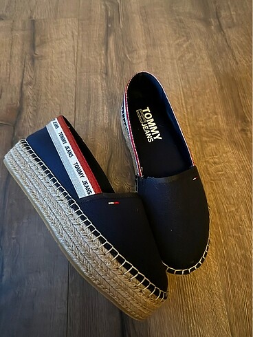 Tommy Hilfiger Kadın ayakkabı