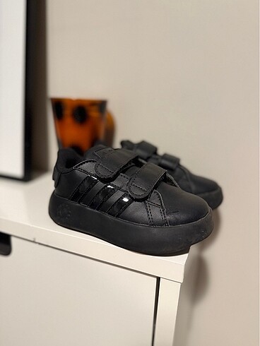 Adidas starwars serisi