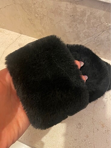 38 Beden siyah Renk Gezer siyah peluş terlik