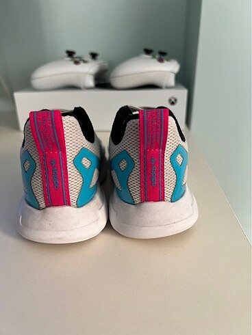 24 Beden 24 numara Adidas ayakkabı