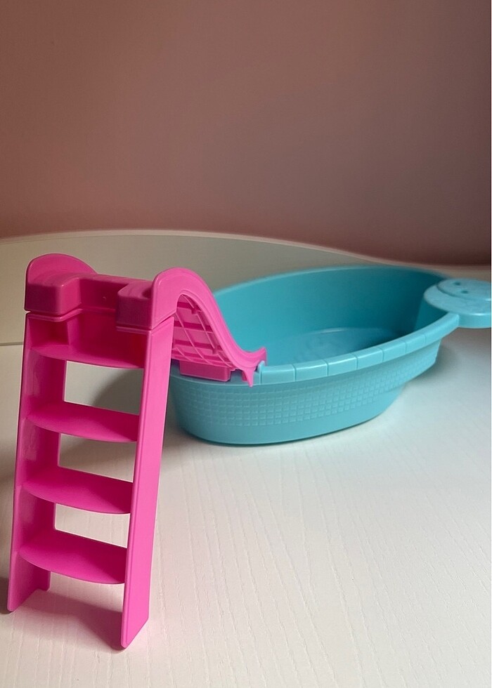 Barbie havuz - Görsel 3