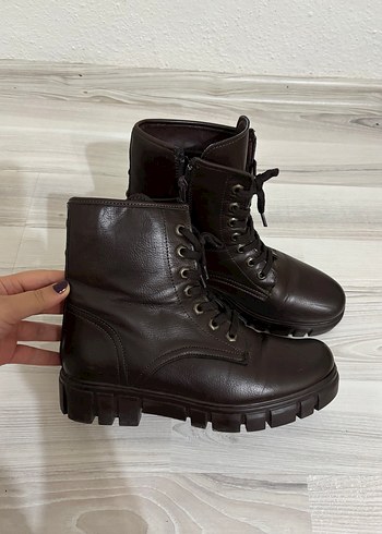 Kahverengi Deri Kadın Bot - Görsel 2