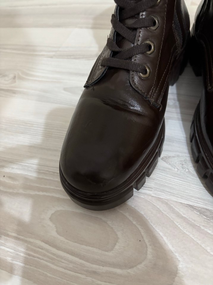 Kahverengi Deri Kadın Bot - Görsel 5